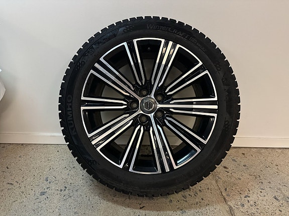 Volvo S90 18 of 25