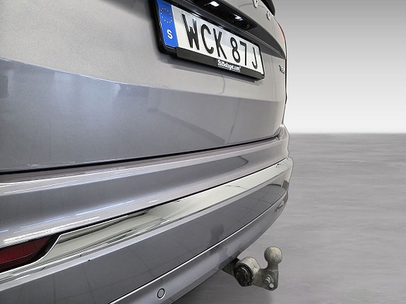 Volvo XC90 6 of 18