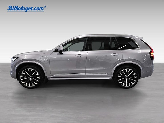 Volvo XC90 3 of 18