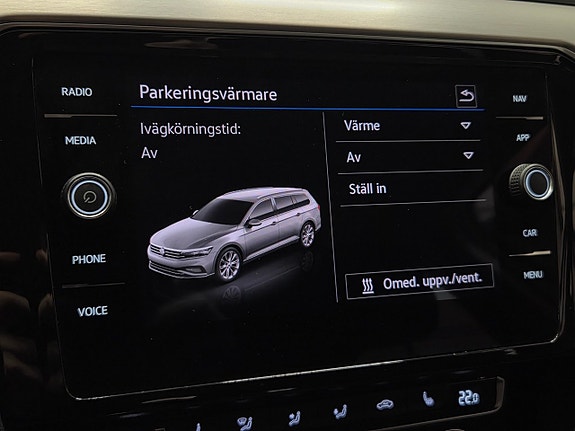 Volkswagen Passat Alltrack 21 of 25