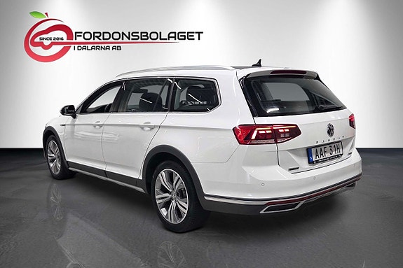Volkswagen Passat Alltrack 6 of 25