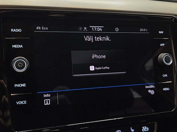 Volkswagen Passat Alltrack 20 of 25