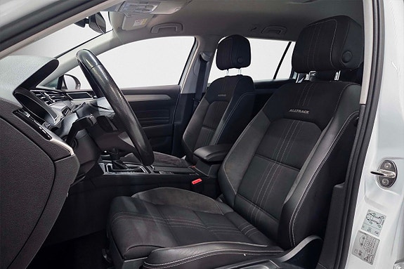 Volkswagen Passat Alltrack 9 of 25