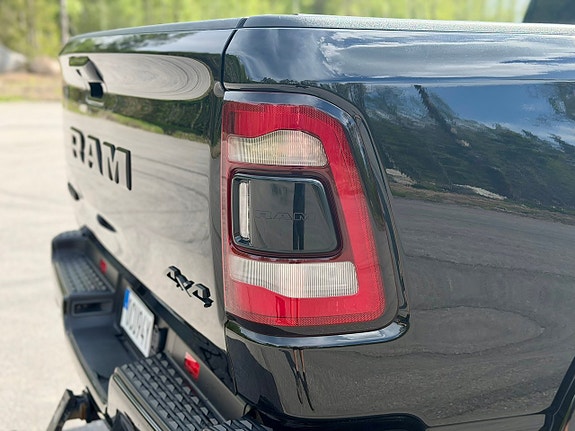 RAM 1500 10 of 30