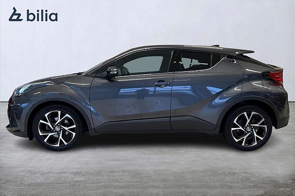 Toyota C-HR 3 of 24