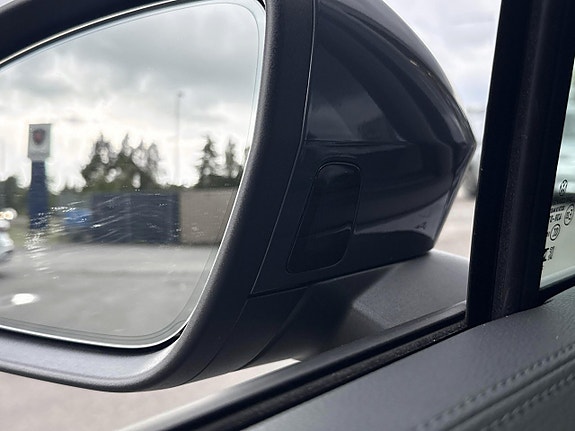 Volkswagen Tiguan 15 of 16
