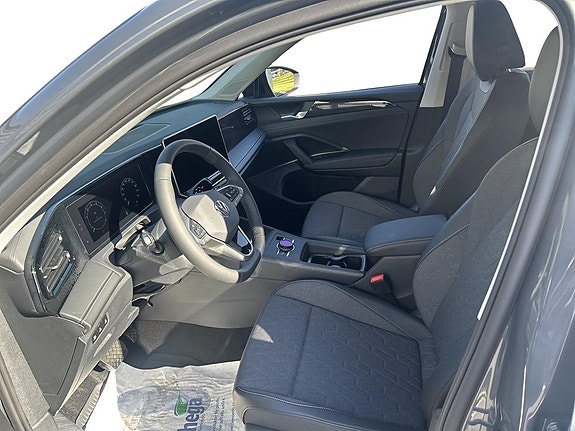 Volkswagen Tiguan 10 of 16