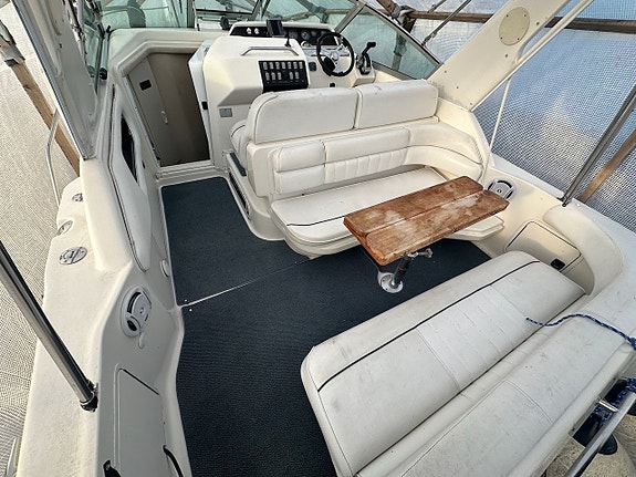 Sea Ray 290 -95, utbytt motor 4 of 12