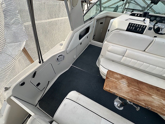 Sea Ray 290 -95, utbytt motor 5 of 12