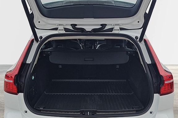 Volvo V60 8 of 18