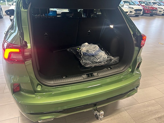 Ford Kuga 10 of 13
