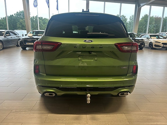 Ford Kuga 4 of 13