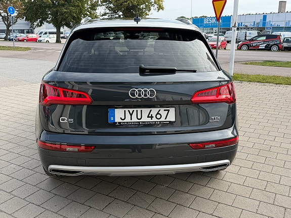 Audi Q5 5 of 30
