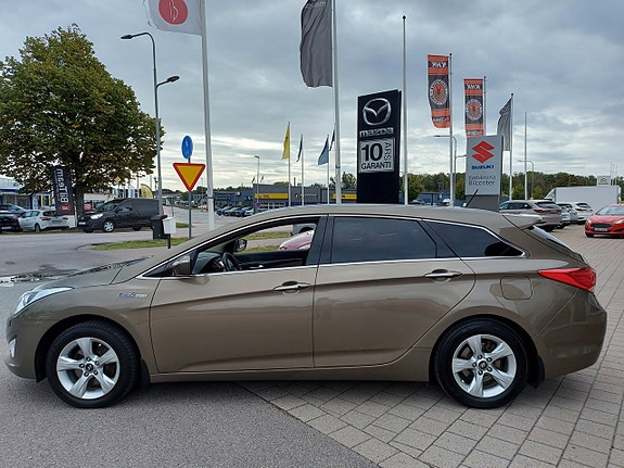 Hyundai i40 9 of 18