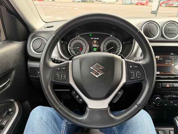 Suzuki Vitara 17 of 26