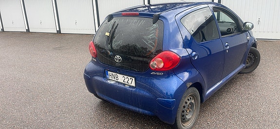 Toyota Aygo 4 of 6