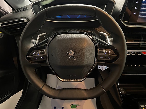 Peugeot 208 18 of 22