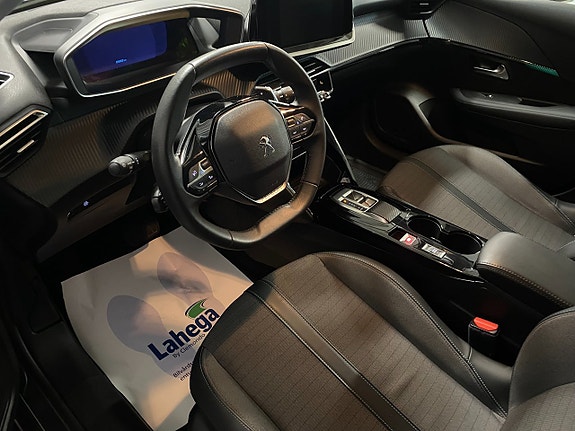 Peugeot 208 10 of 22