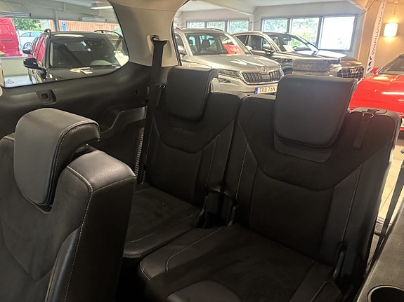 Ford Galaxy 5 of 11