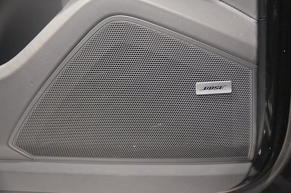 Porsche Cayenne 19 of 21