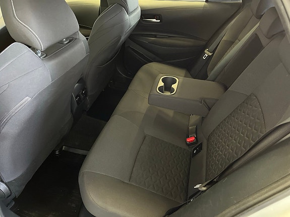 Toyota Corolla 14 of 26