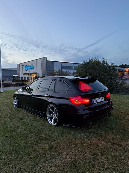 BMW 320d 5 of 12
