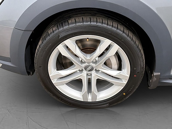 Audi A4 allroad 10 of 30
