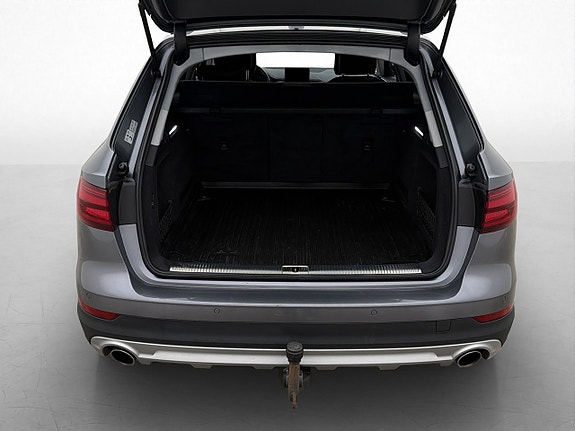 Audi A4 allroad 19 of 30