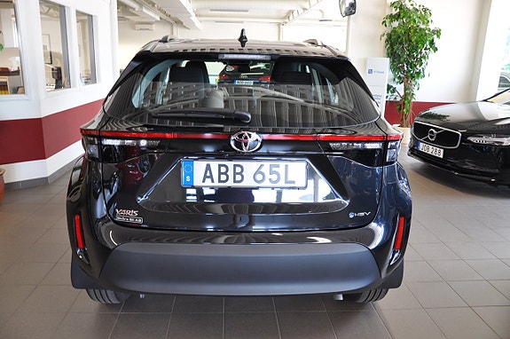 Toyota Yaris Cross 6 of 14