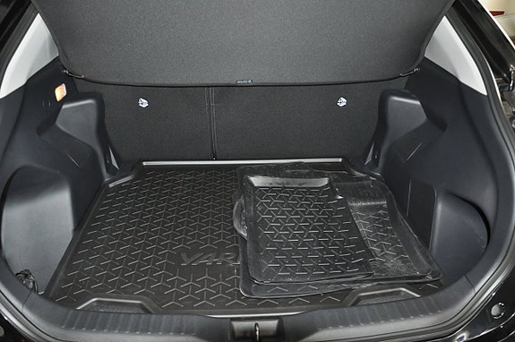 Toyota Yaris Cross 11 of 14