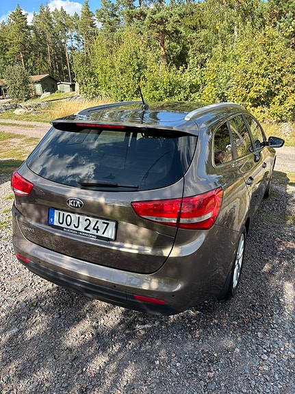 Kia Ceed 4 of 5