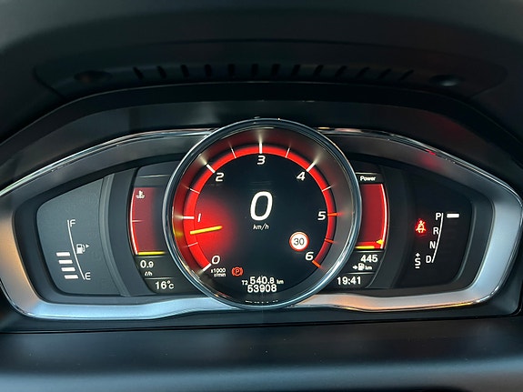 Volvo XC60 6 of 10