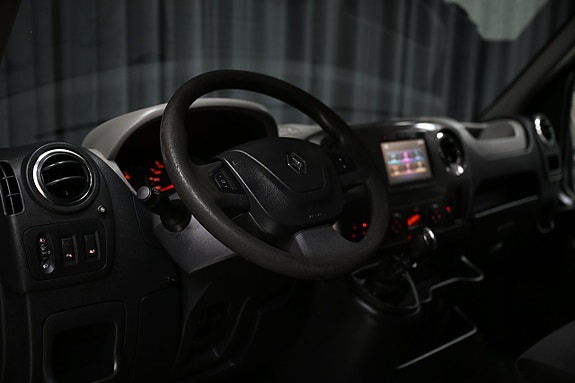 Renault Master 15 of 28