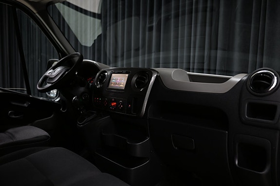 Renault Master 26 of 28