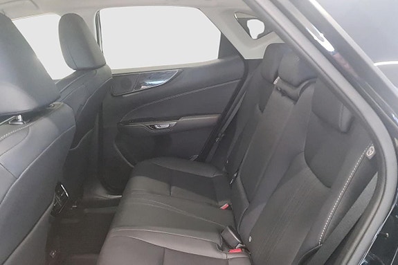 Lexus NX450h+ 8 of 11