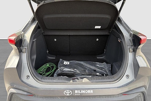 Toyota C-HR 11 of 11