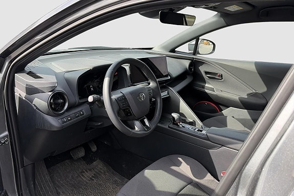 Toyota C-HR 7 of 11