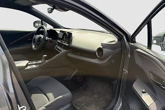 Toyota C-HR 6 of 11