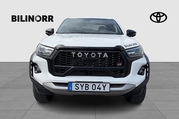 Toyota HiLux 5 of 11