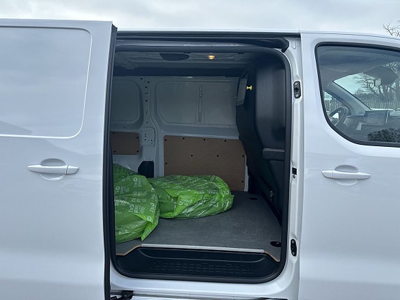 Toyota Proace 9 of 11