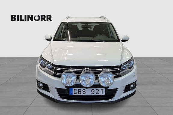 Volkswagen Tiguan 5 of 11