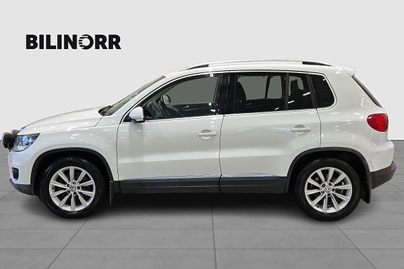 Volkswagen Tiguan 3 of 11