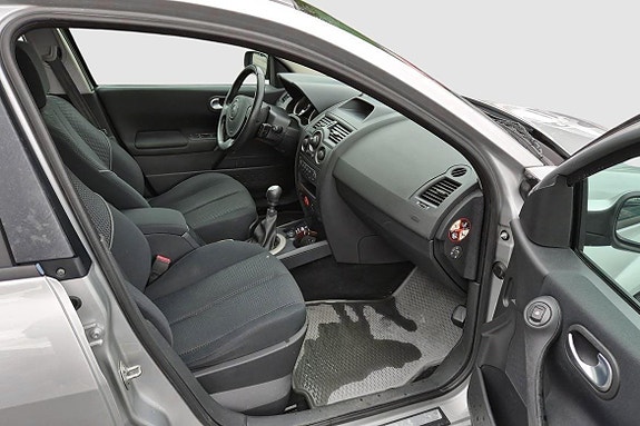 Renault Megane 6 of 11