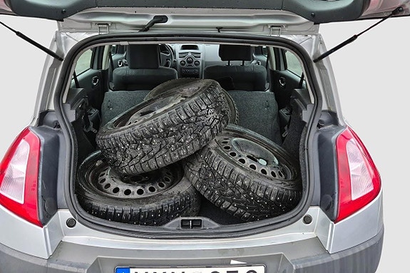 Renault Megane 9 of 11