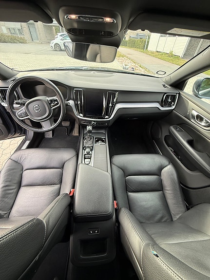 Volvo V60 14 of 14