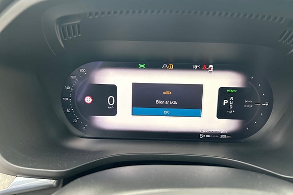 Volvo XC60 16 of 21