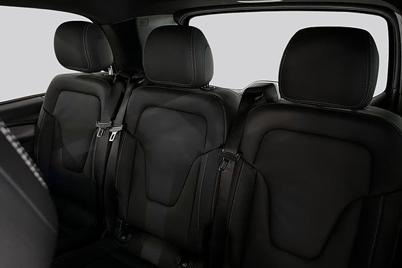 Mercedes-Benz V300 d 13 of 14