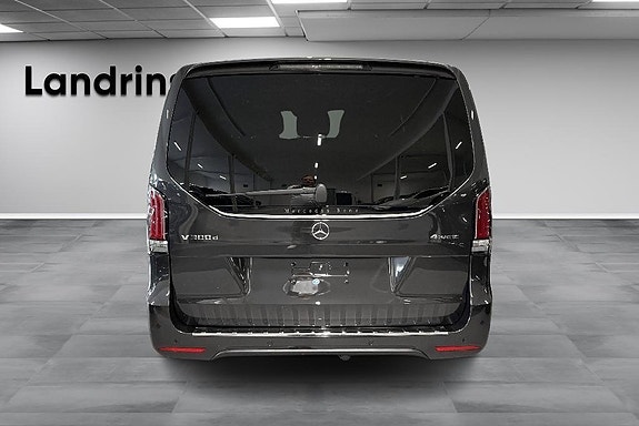 Mercedes-Benz V300 d 5 of 14