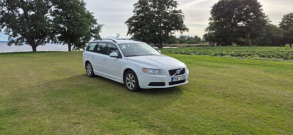 Volvo V70 4 of 8