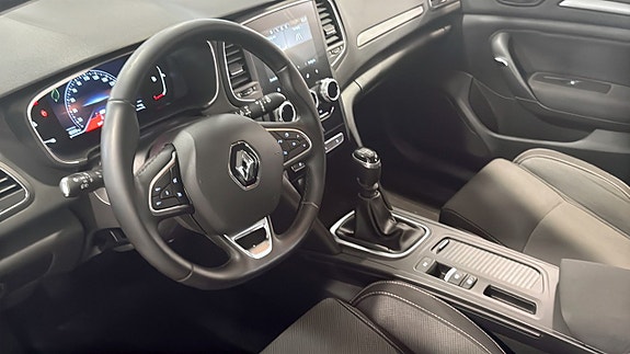 Renault Megane 9 of 11